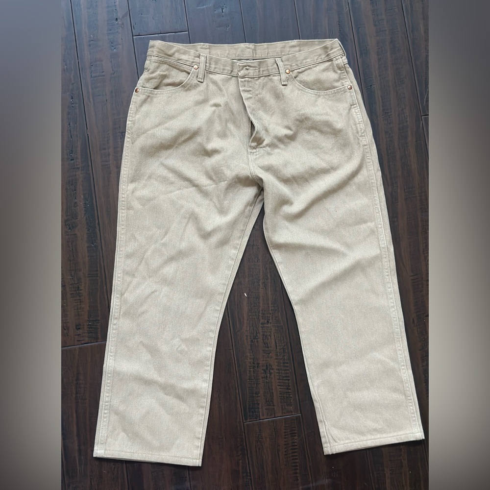 Wrangler Men's Khaki Chinos